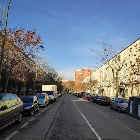16 Mirasierras Madrid Exterior photo